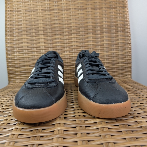 Adidas Black and White Skate Sneakers Shoes Gum Sole Size 8 - Picture 12 of 16